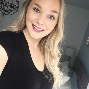 Meet your Posher, Laurence